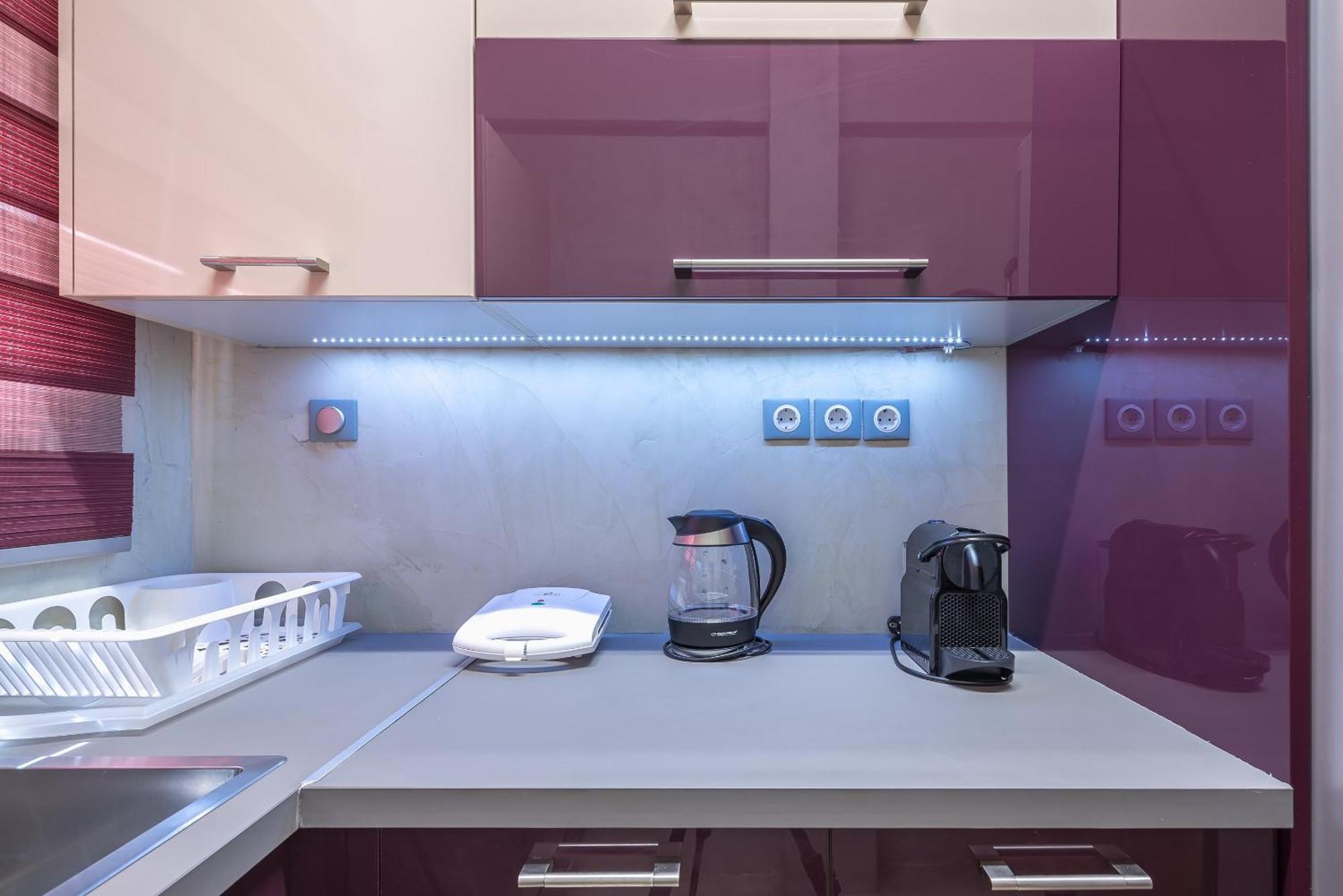 Stylish 2 Bd Urban Retreat Near Panormou Metro Apartment Athens Ngoại thất bức ảnh