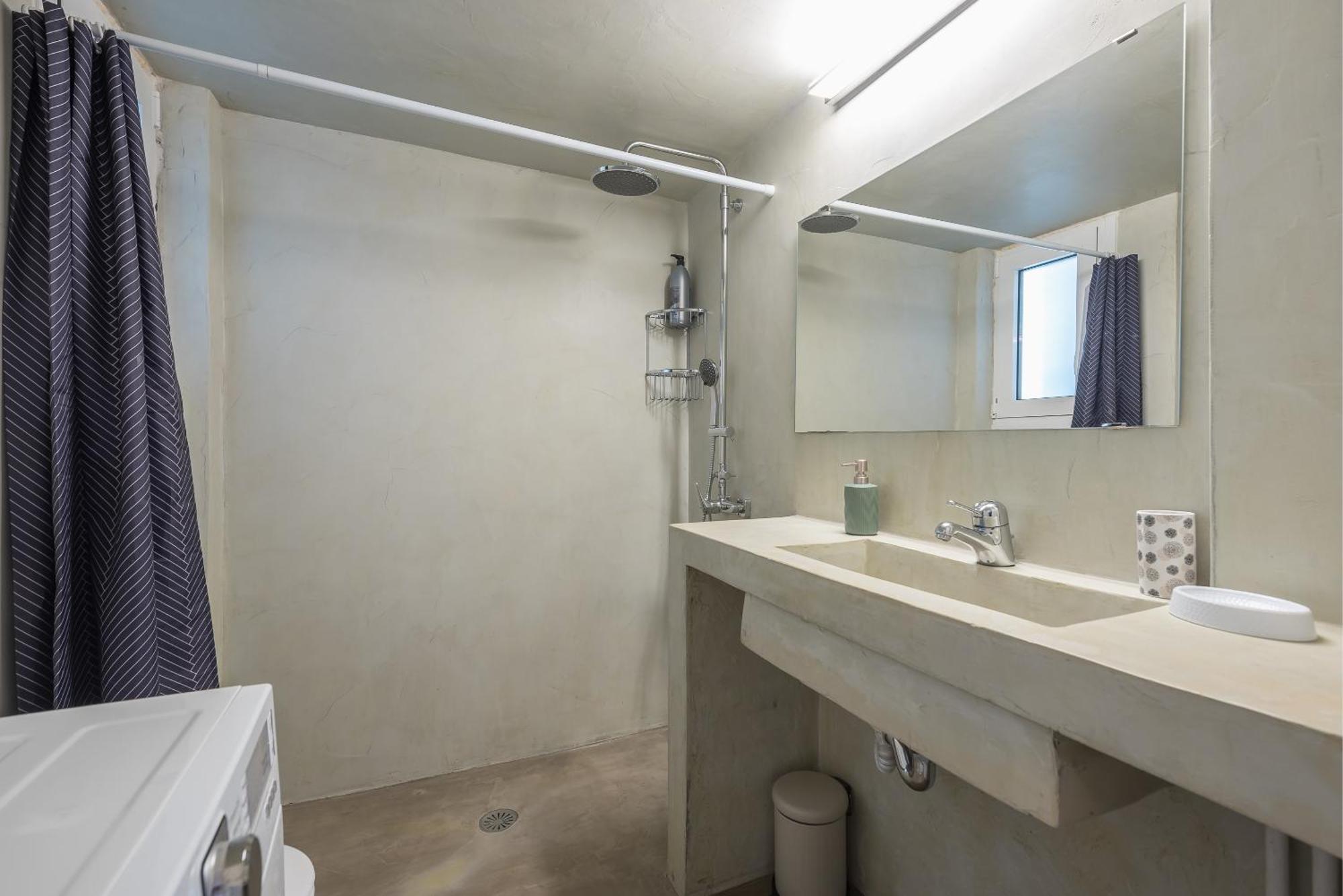 Stylish 2 Bd Urban Retreat Near Panormou Metro Apartment Athens Ngoại thất bức ảnh