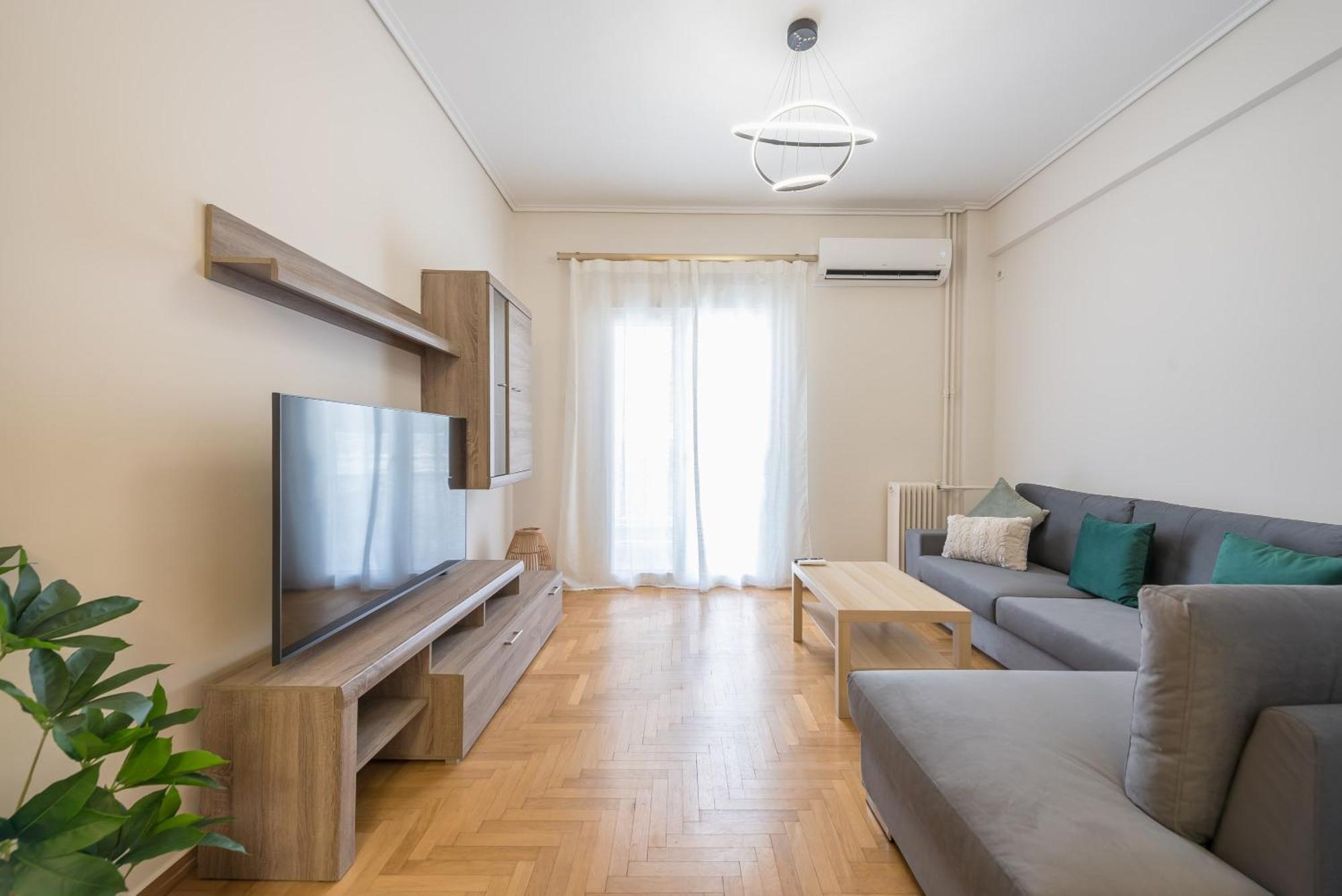 Stylish 2 Bd Urban Retreat Near Panormou Metro Apartment Athens Ngoại thất bức ảnh